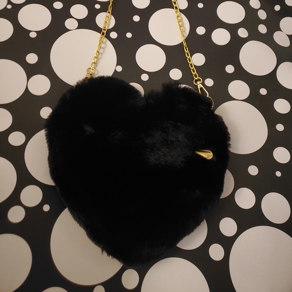 Handbags - Picture 3 of 3